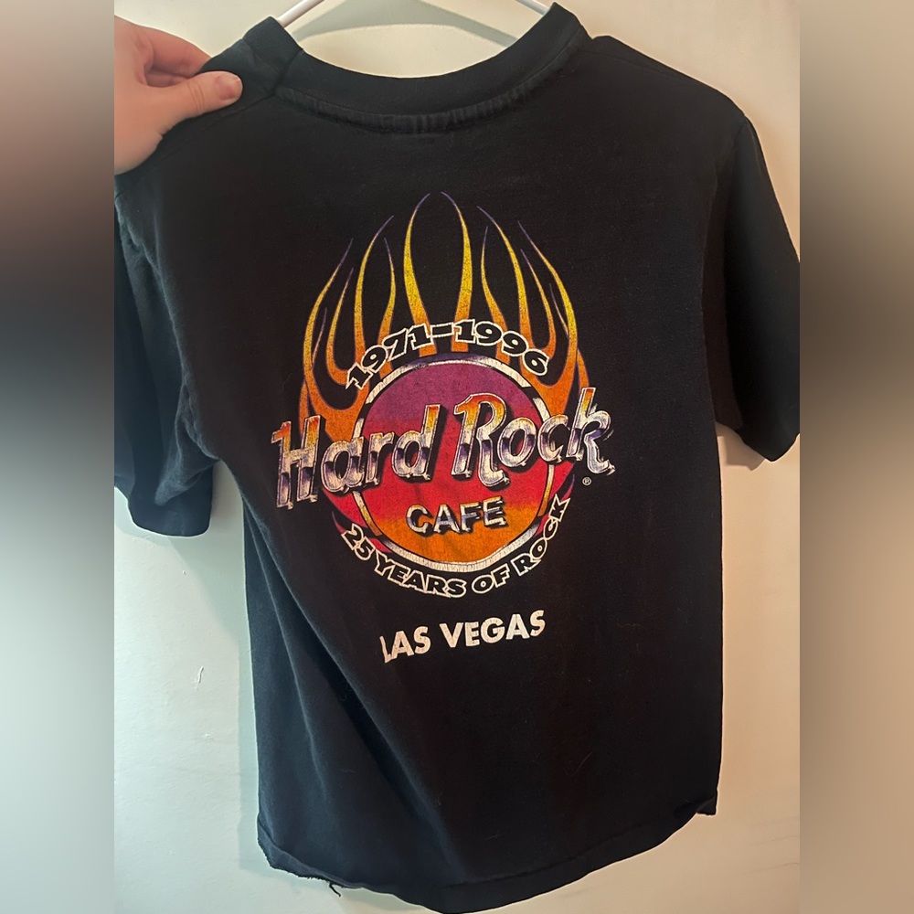 vintage hard rock cafe vegas shirt